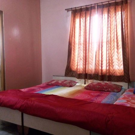 Hotel Om Palace - Couple Friendly & Local Id Accepted Divisione di Divisione di Jaipur Esterno foto